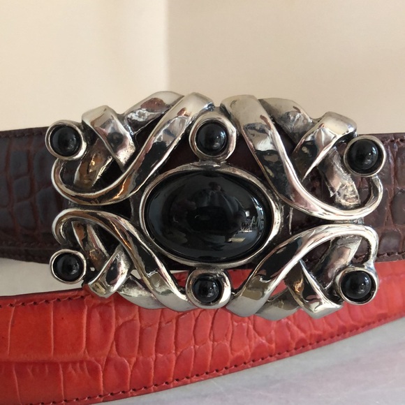 Terry Stack silver black Cabochon faux stone belt buckle with 2 leather belts - Picture 2 of 4